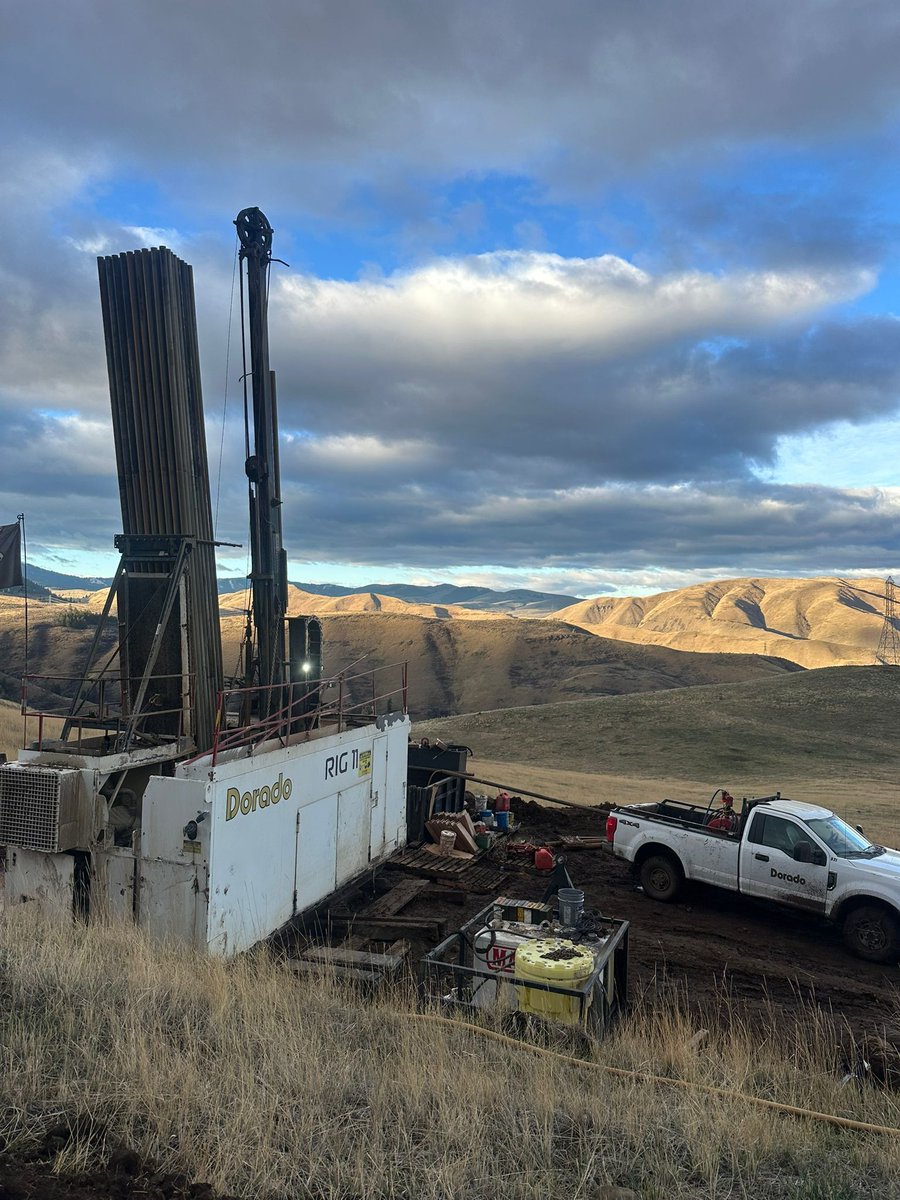 Did you know a diamond drill hole can go over 1,500 meters deep? 🤯

That's nearly 3 CN Towers stacked on top of each other, straight down. 

#DoradoDrilling #DidYouKnow #DiamondDrilling #MineralExploration #DrillingFacts