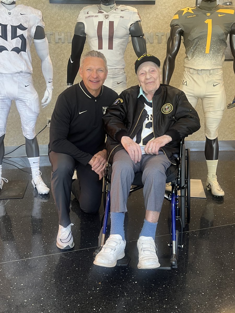 Jeff Monken tweet media