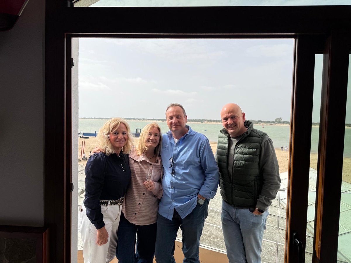 Ana Velarde Muñoz tweet media