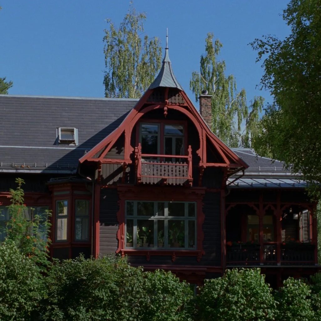 kat !! yuribus tweet media