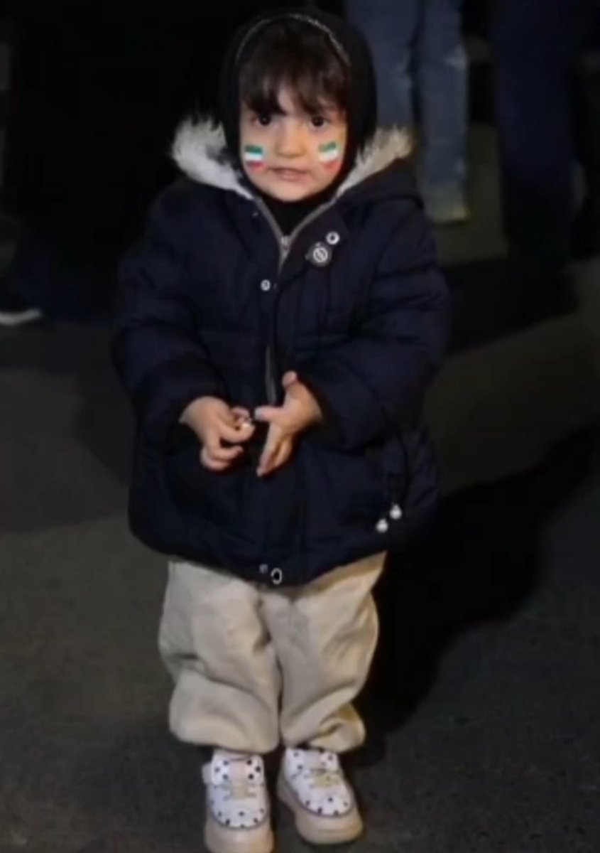 آقا محمدم tweet media