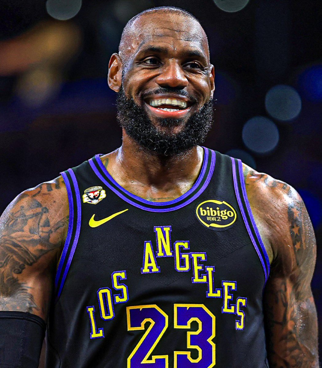 Witness King James tweet media