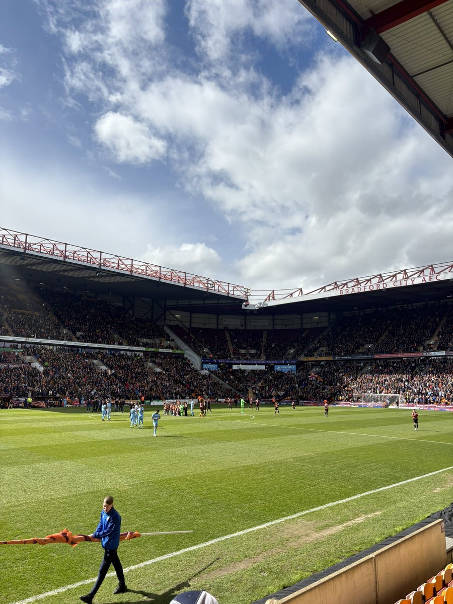 dennisp_'s tweet photo. @StevenageFC Yes the boro https://t.co/i8KpiEIRVE