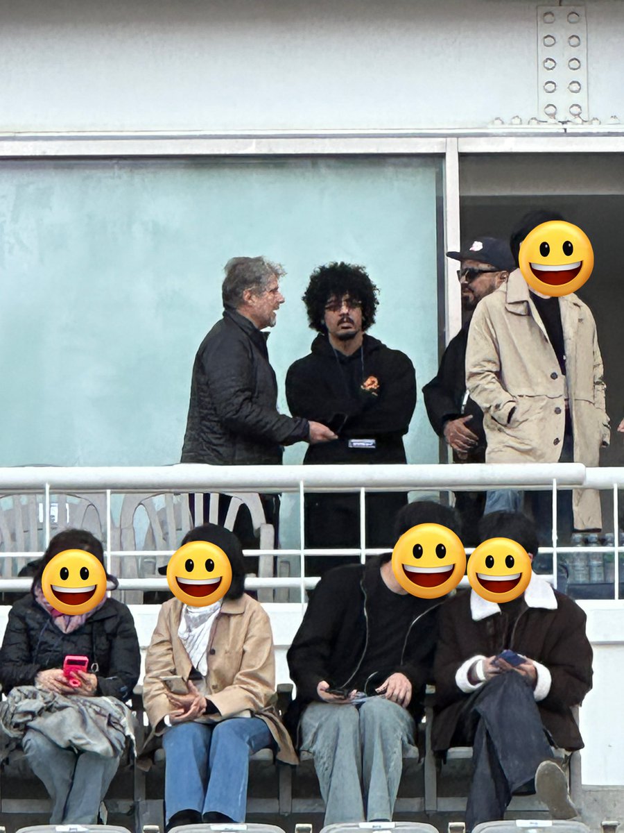 ⊙⊝⊜ exis tweet media