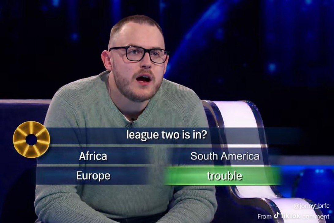 Cheltenham Town Fans 🔴⚪️ tweet media