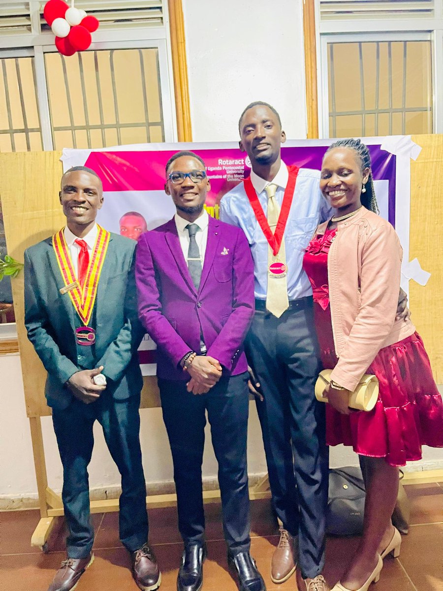 Western Cluster D9213 tweet media