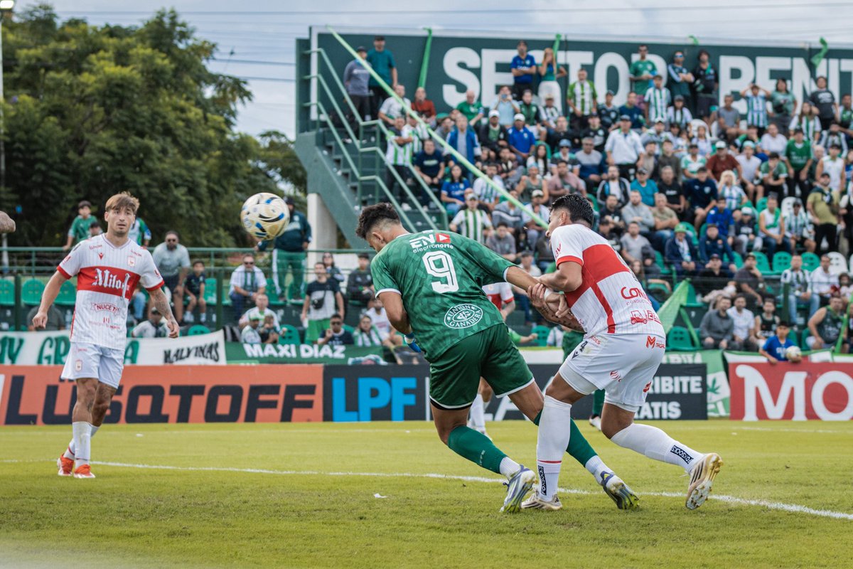 Oficial_CASM's tweet photo. Los gritos que valen por tres puntos…🔥💚 https://t.co/tOPNgKh3g5