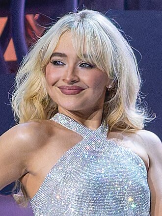 ✞Vηєησ tweet media