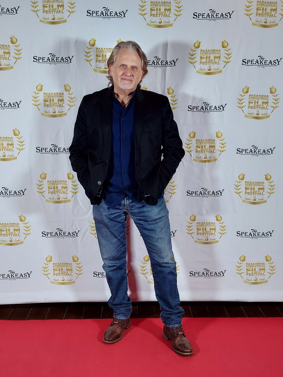 improvguy11's tweet image. Festival #5 for our award-winning thriller short film, “Lone Wolf,” at  the @PasFilmFest (Friday—4/10/2026). Congrats cast and crew! Fun Q&amp;amp;A after the screening. Very proud of this film. #acting #producing #storyconcept #film @noho7  👏🎬🎭🎥🎞️🏆🐺💙
