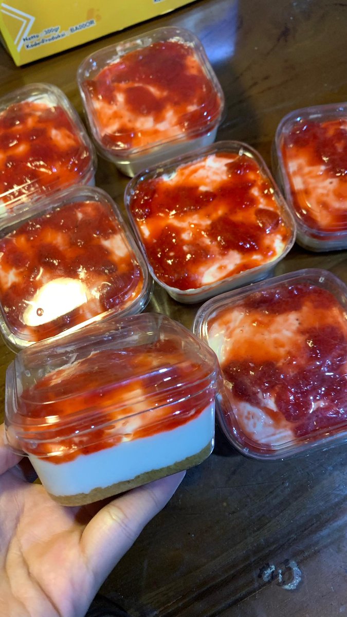 strawberry cheesecake 🙆🏻‍♀️
