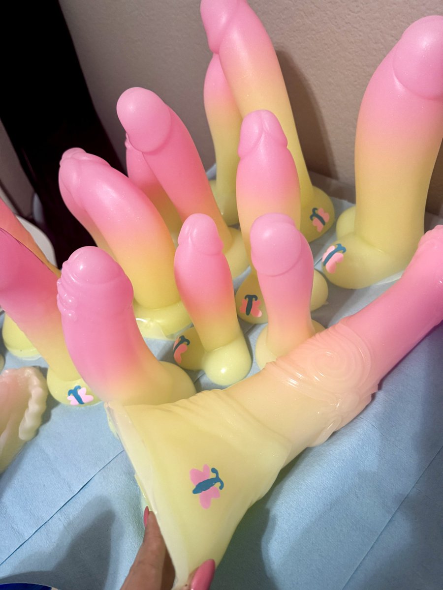 Paladin Pleasure Sculptors tweet media