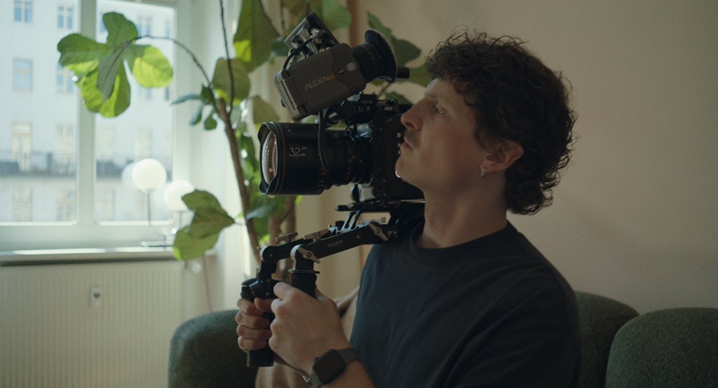 weltkai's tweet photo. camera matching day 🌀
Pyxis 12k &amp; Alexa mini https://t.co/C56sqC0IUk