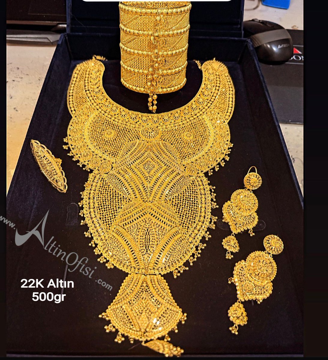 Altinofisi's tweet photo. Hintİşi set takım 22K Altın 
Sadece altını keşfedin
Yeni modeler için web sitemize bakınız
EN GÜZEL TAKILARI ALTINOFİSİ SİZİN İÇİN HAZIRLAR
HER ZAMAN EN İYİ FİYAT
GÜVEN VE KALİTE
#Altin #Altintaki #Mucevher #Taki #Giyim #moda #gelinlik #luks #duğun #nikah #aksesuar #Trend #kesfet https://t.co/7qUnjFyTRQ