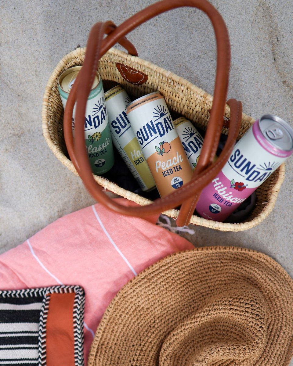 Discover the perfect way to unwind with friends: Our SunDay™ iced tea, booze and bubble free buzz! Tag a friend you'd love to share a sunny SunDay with! ☀️ 🌿 

#DrinkASunday #SunDayVibes #CaliSoberLifestyle #Beverage #21+