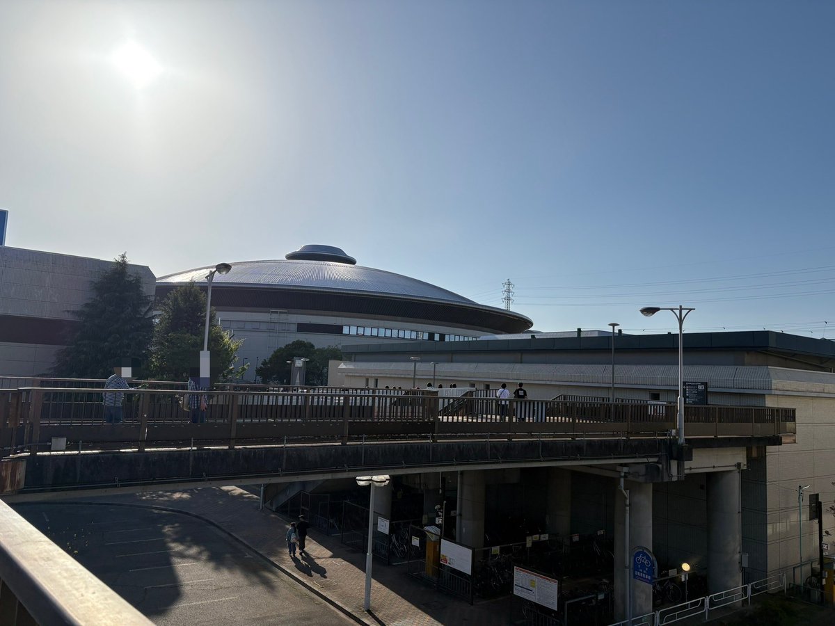 honoka_0165's tweet photo. ドリカムライブ クロコくんホール
パワフルな美和さんと癒し系正人さんを見れて良かった✨️
ライブの途中でキッズダンサー達に手の振りを教えてもらう時があって隣の方が全力でやってみえて手が私の顔に当たりそうで怖かった💦
 #ドリカムライブ  #クロコくんホール https://t.co/WySHUJ3eUY