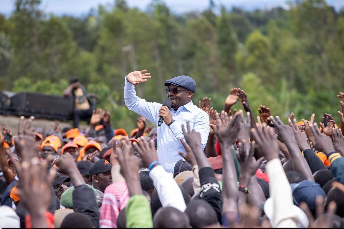 Mzungu Mweusi 🌐 tweet media