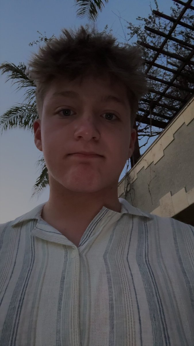 james ⸆⸉ tweet media