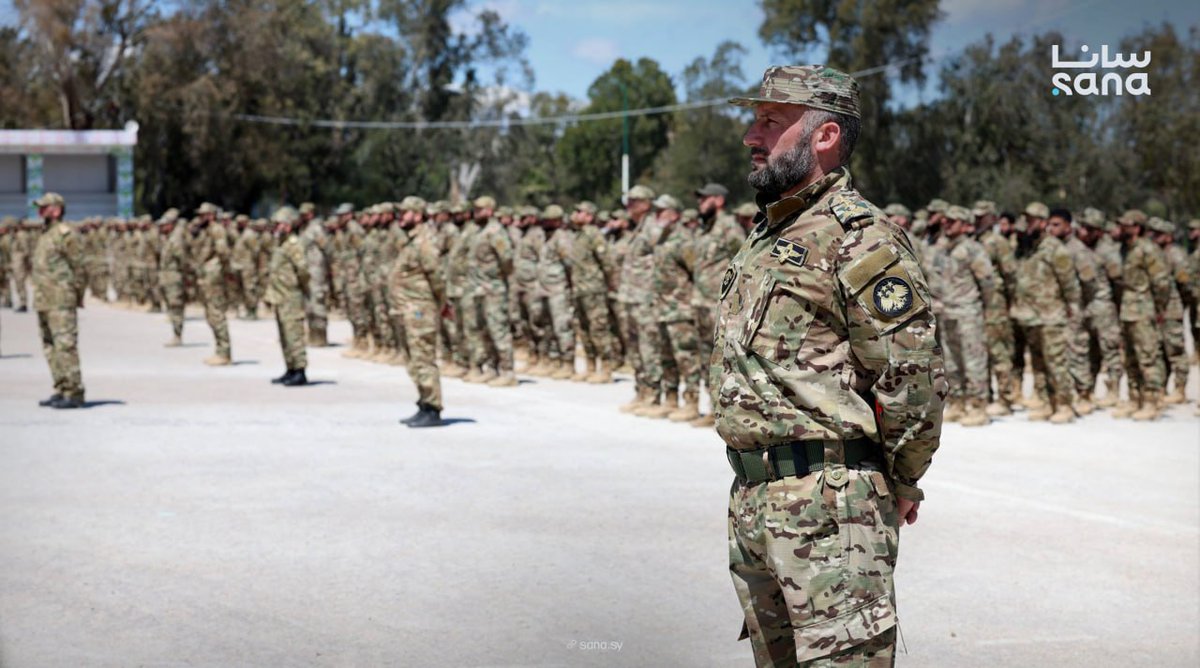 QalaatAlMudiq's tweet image. #Syria: a group of cadet Officers arrived at the Military College in #Homs. 

They will undergo a comprehensive evaluation. 

This is part of a process launched last month to conduct an assessment of all Officers in the army, with the goal of harmonizing ranks and improving