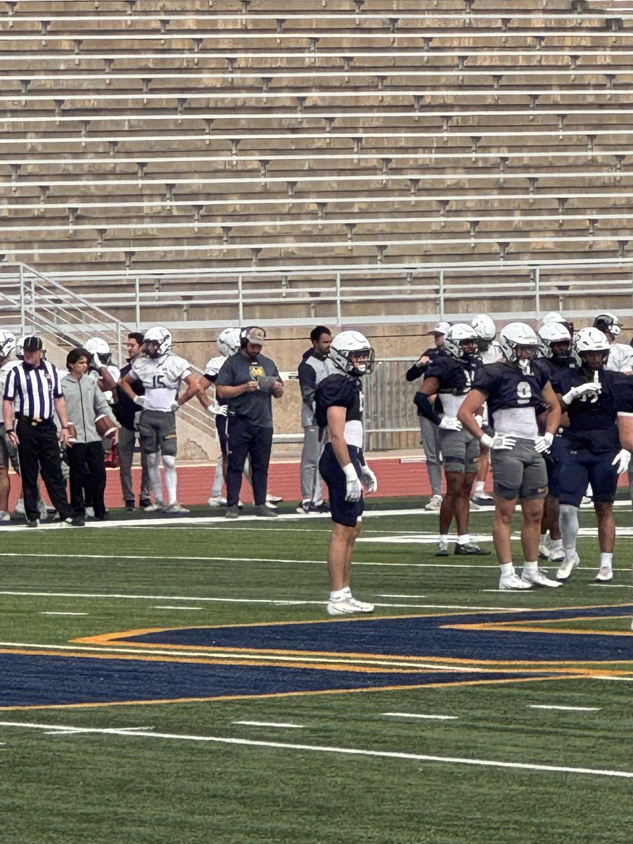 Coach Travis Lease tweet media