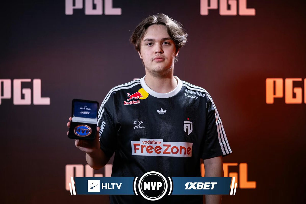 FUT cmtry tweet media