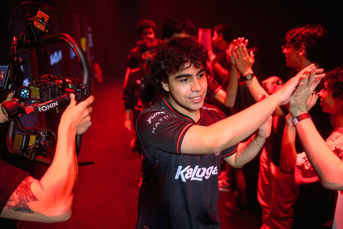 Next Round tweet media