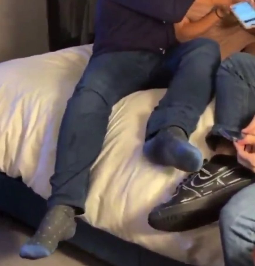 Brick Suit tweet media