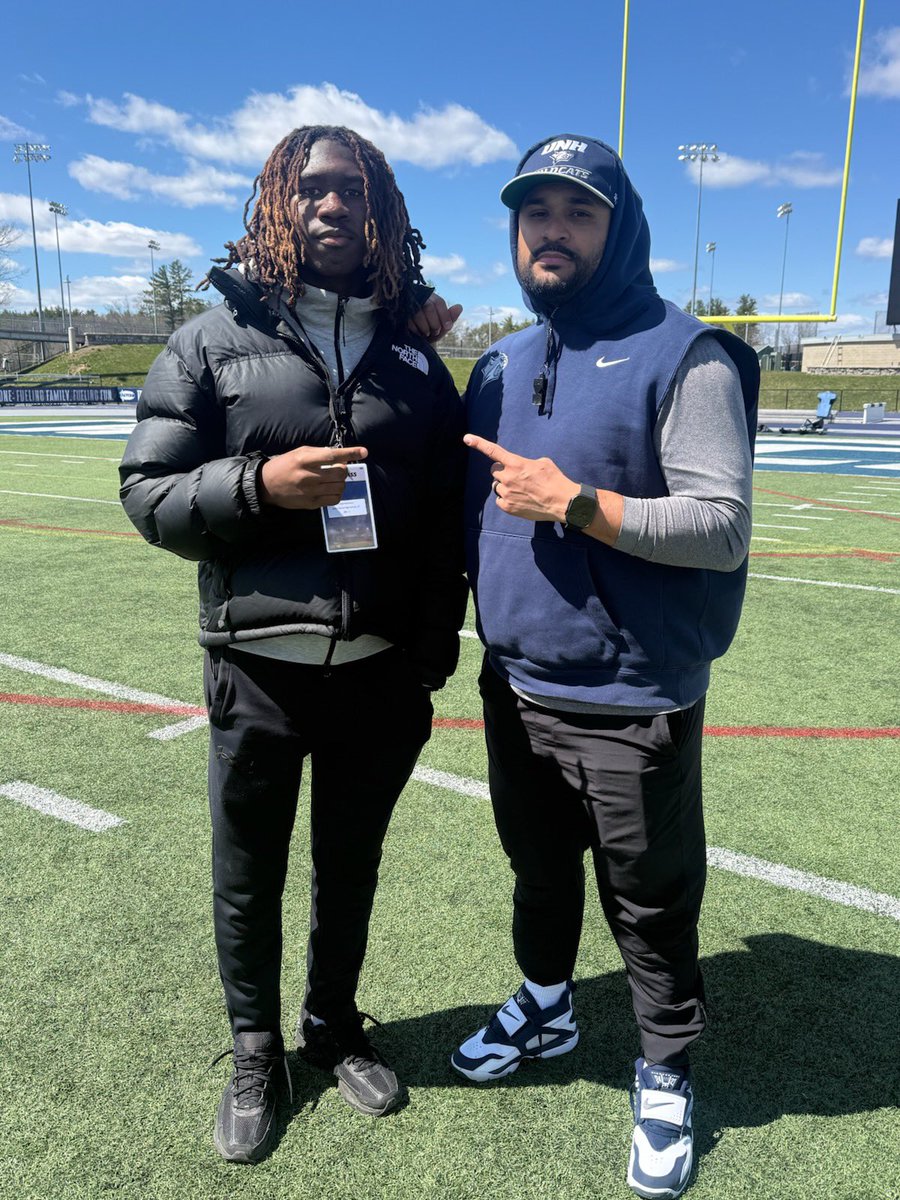 TrisRobinson27's tweet photo. Thank you for the JR Day visit ‼️Had a great time and loved seeing what UNH football is all bout and the campus ❗️ Can't wait to be back !! @Coach_Keene @coachrankin_ @CoachGoldrich #LETSWORK @CSAPrepStar @One11Recruiting @JSawicki523 https://t.co/gEVYuqHt2y