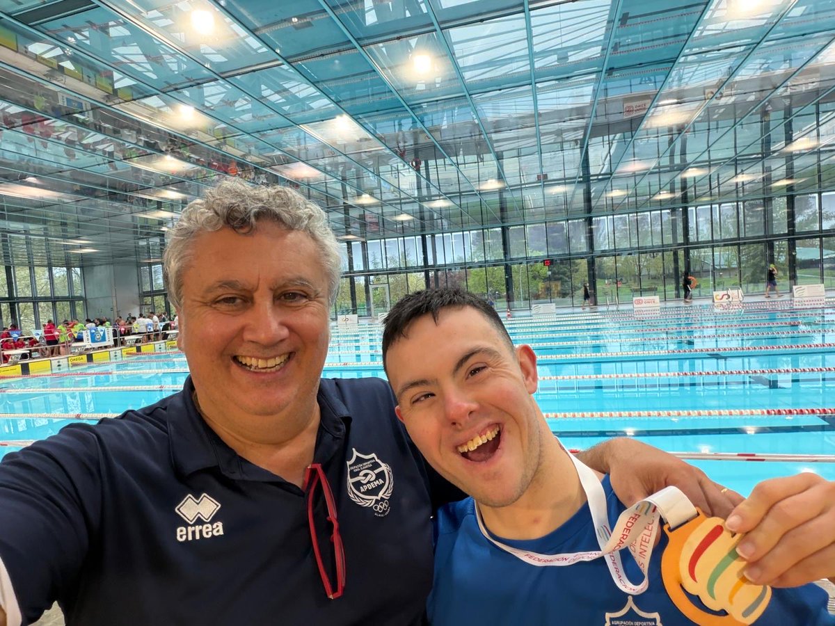 Ana Lopez de Uralde tweet media