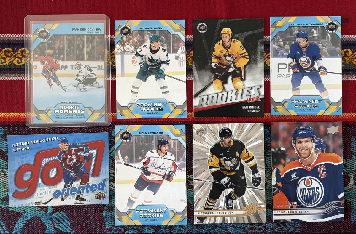 asayuuji's tweet photo. michael misa STUNS as prominent rookie in @UpperDeckSports #NHCD pack https://t.co/FhuFN2RGJB