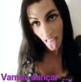 Eeveerton_'s tweet image. hj eu vou tirar a tarde pra aprender dança do tiktok #lovemyself #hobbies #DIY