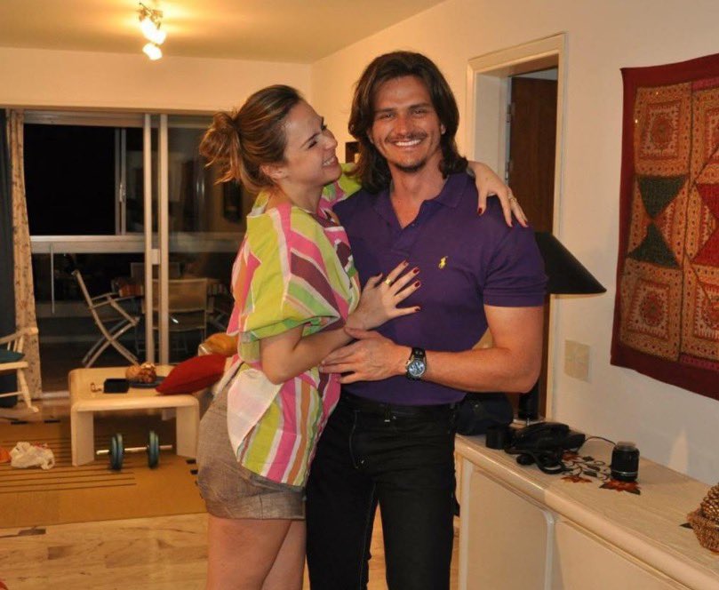 Milena já tacou perfume na ADV do Pedro?🍍🍍 tweet media