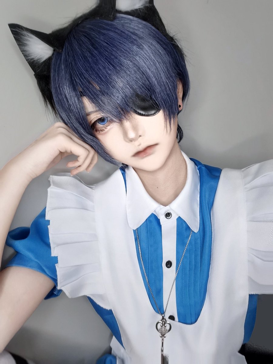 starstarmew's tweet photo. ⩌⌯⩌#黒執事 #cosplay https://t.co/TrYcarkjjf
