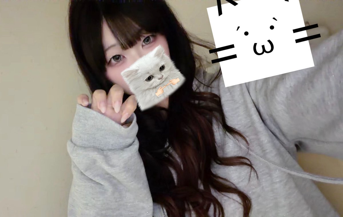 bq_qa22's tweet photo. 専門の入学式ネイルダメで可愛いのしてたのに落とした（ ;  ; ） https://t.co/6w1IVBF1kO