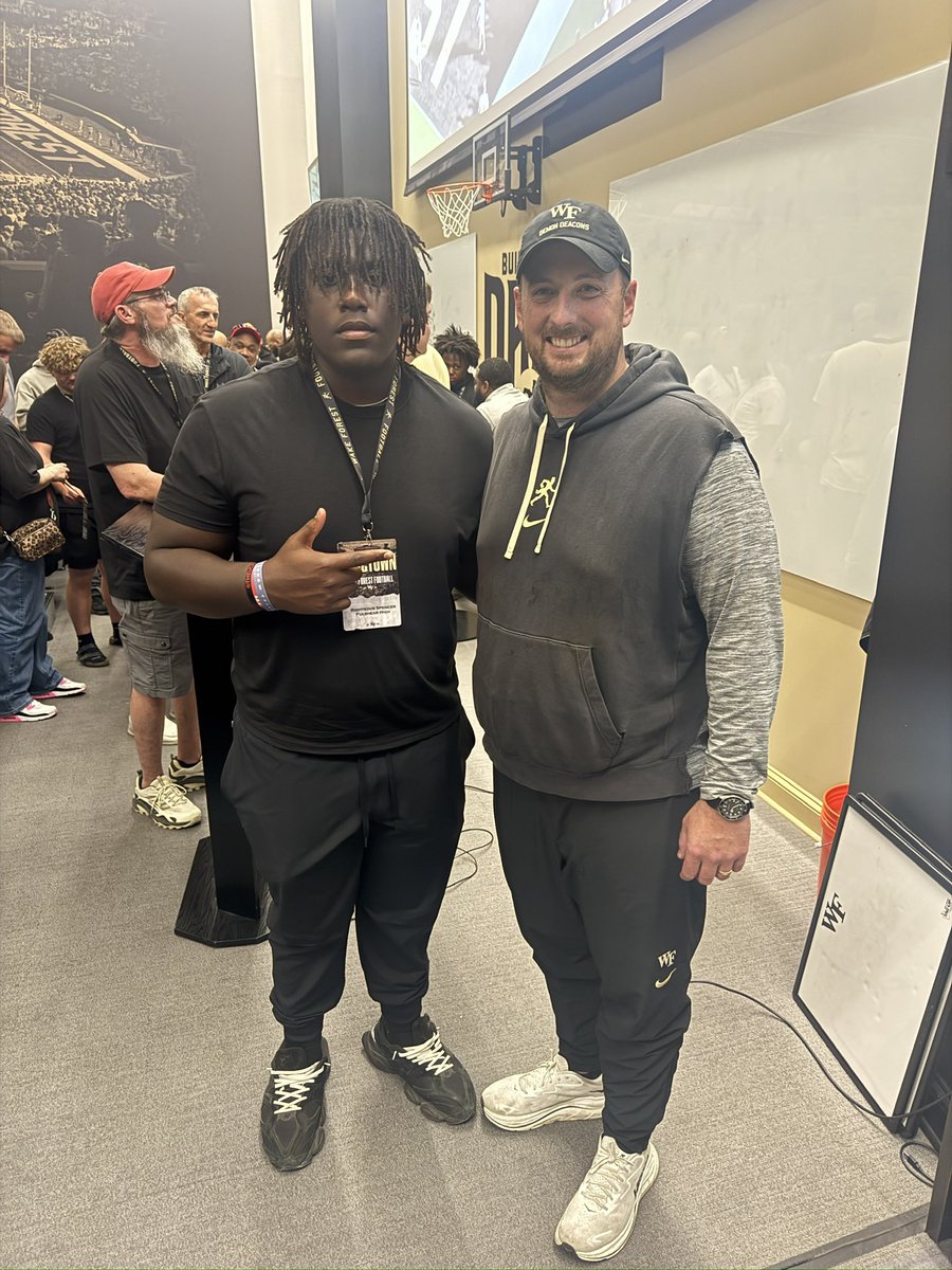 Righteous Spencer tweet media