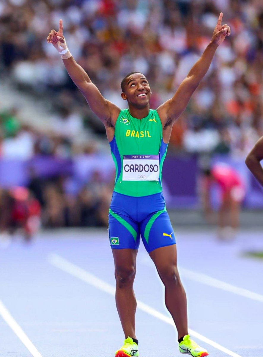 9.82s!!!🤯🤯
South American Record ☑️

Erik Cardoso 🇧🇷 stormed to a massive Personal Best (PB) of 9.82s (1.9) over 100m at the Sao Paulo Athletics Trophy Meet!

He breaks his own Brazilian 100m Record and South American Record.