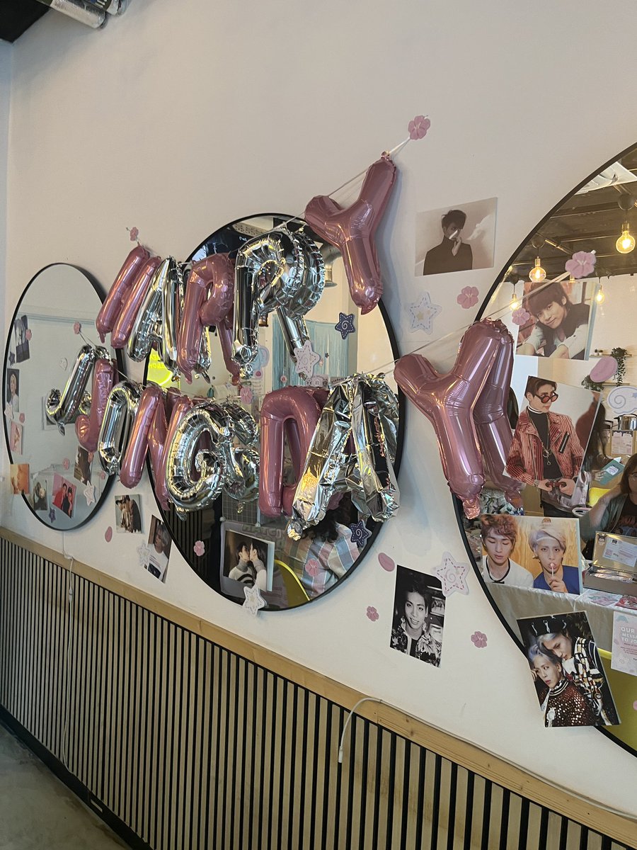 I had a beautiful afternoon thanks to shawol event queen <a href="/_lucky5tar/">lucky 5tar ⭐️ jjong: on air uk cupsleeve 🧁</a>  to celebrate Jonghyun day 💗✨ had a lovely time with shawols as always!! We’re the best