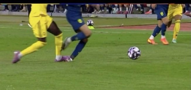 القاري tweet media