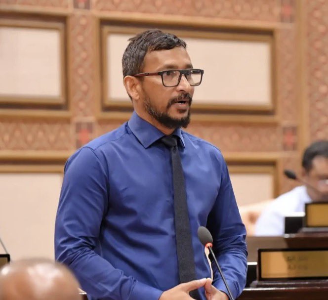 Nahyaaan tweet media