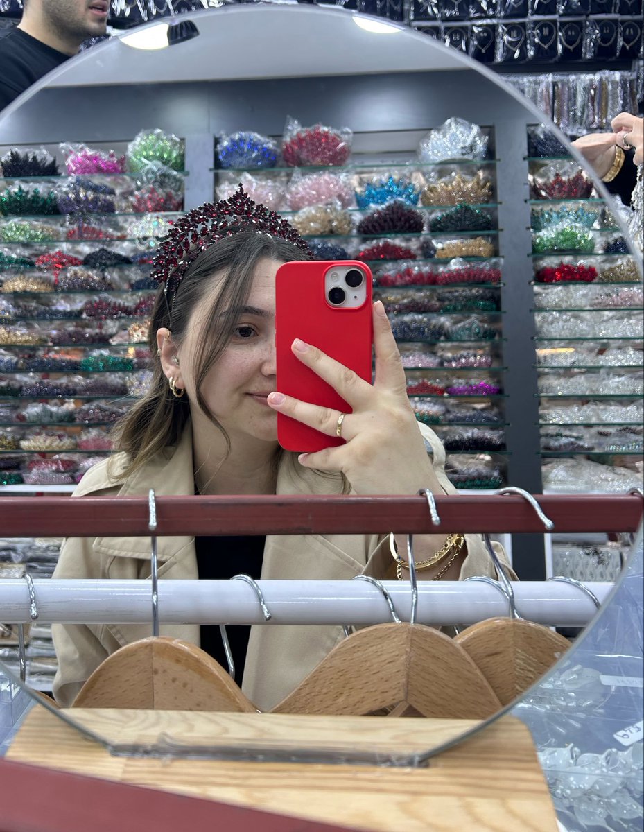 cingibiyimm's tweet photo. hemen kına günüm gelebilir mi hemen!!!  🥹🥹🥹 https://t.co/YA13rtG8Ho