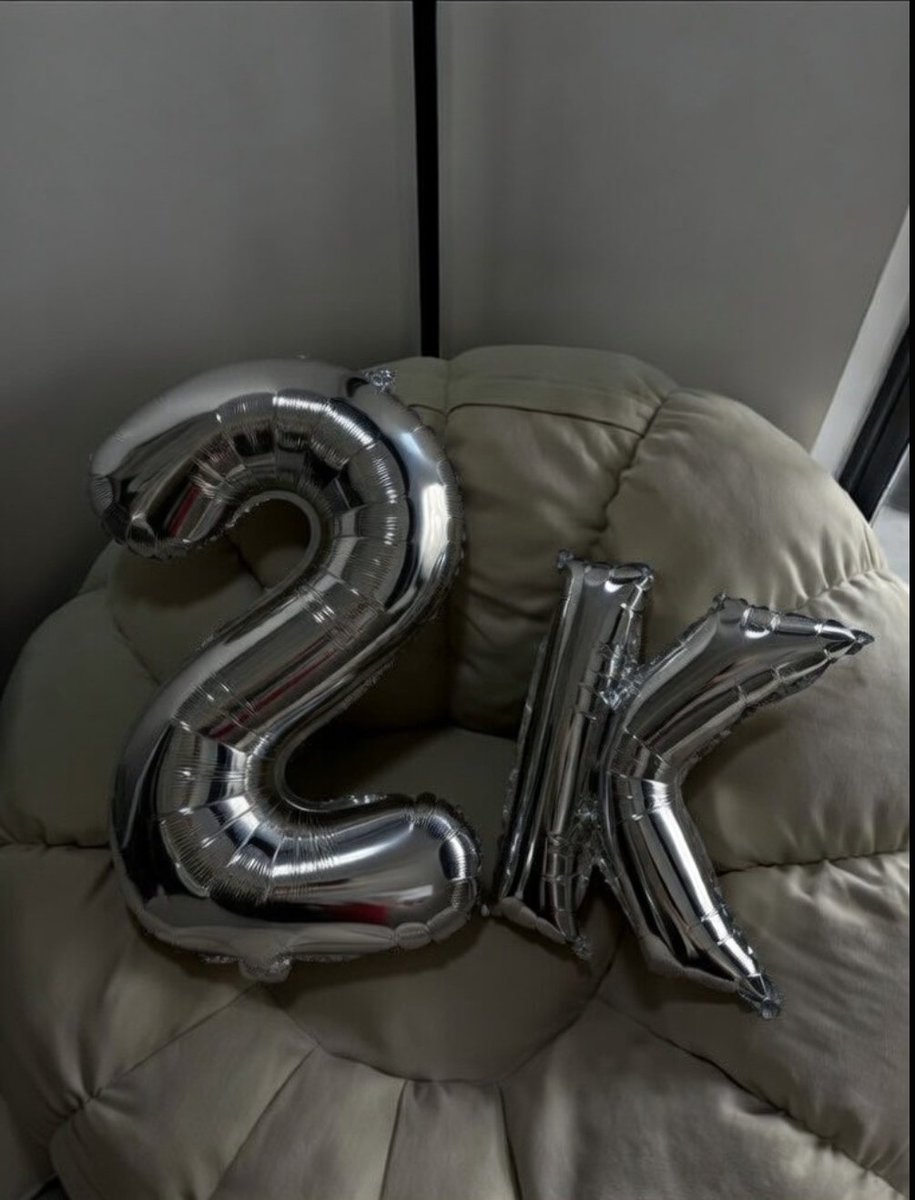 𝓐𝓨!🥷 tweet media