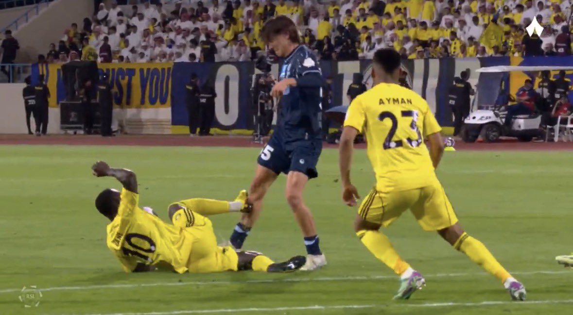 أفراح tweet media