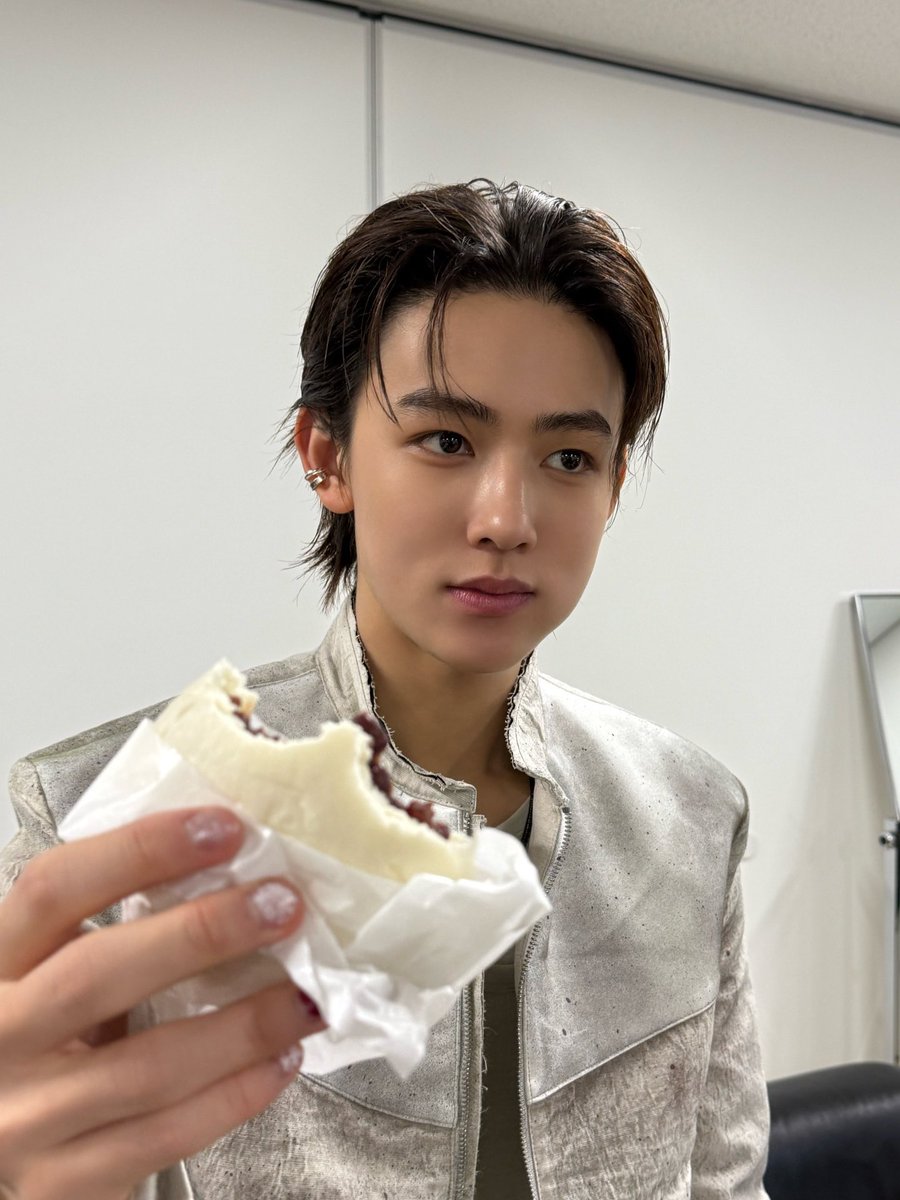 seonghyeon pics tweet media