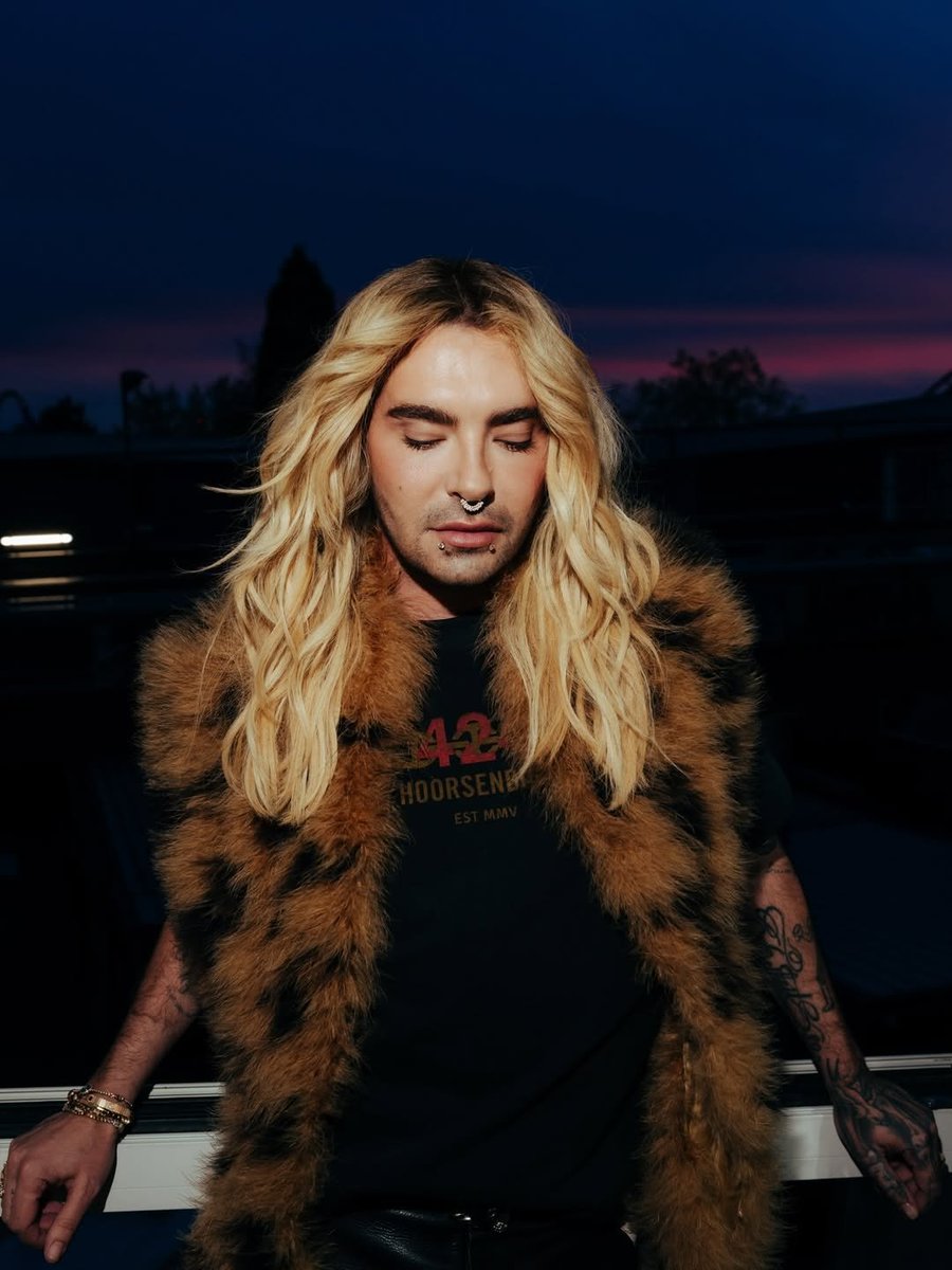 BillKaulitz_DE's tweet image. #BillKaulitz #Instagram: pink skies and long nights 📸 #matsmitzett

instagram.com/p/DXAEvRbjIqi/…