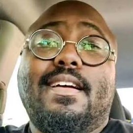 Shine Comics tweet media