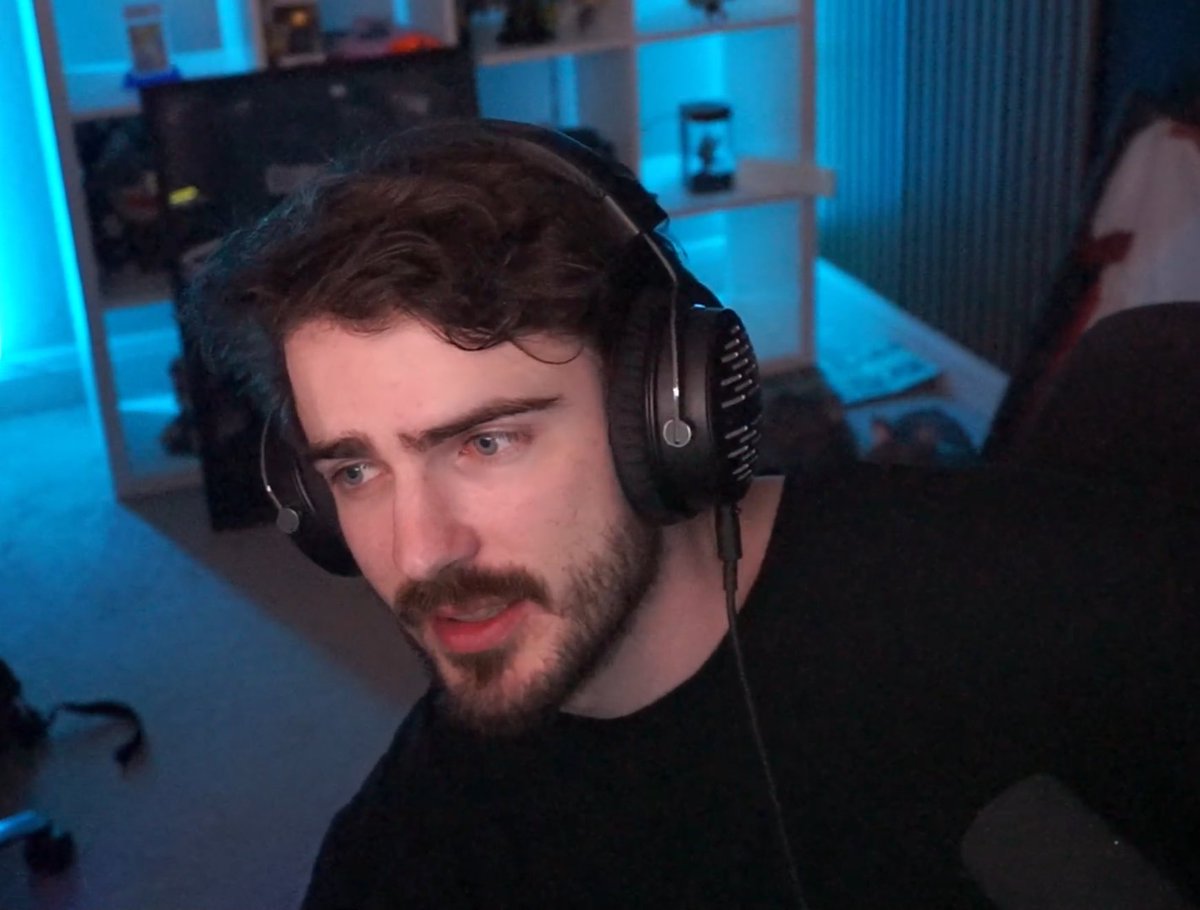 ✨🎄Roan Sparkx🎄✨ tweet media