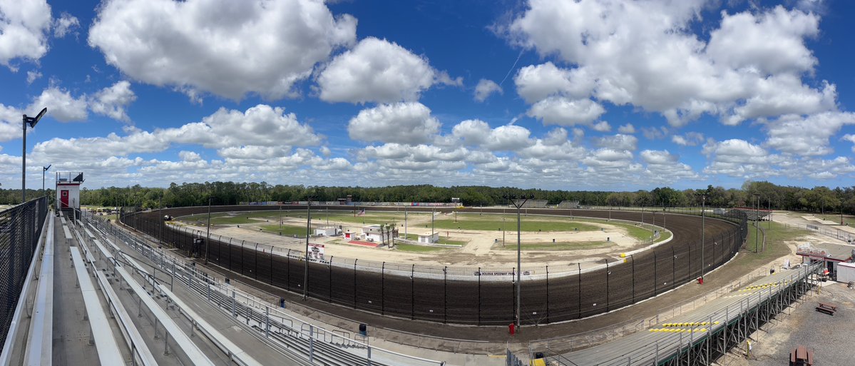 VolusiaSpeedway's tweet image. Ready to play with the Fab 5 ☀️