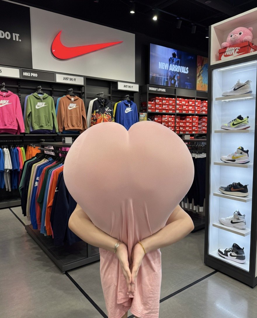 mayanerd ๐ฉต tweet media