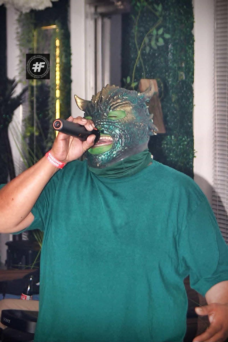 TheKingsDragon_'s tweet photo. The Dragon🐉Invaded
@ugtxopenmic last night 🔥
Thursday April 9th

Thanks to @mtherlnd 
@breacollective 
For the opportunity 🙏

Thanks to @focuseddd_ 🙏
For the shot 📷

#thedragoninvades
#theinvasion
#dragon
#rapper 
#musicartist https://t.co/iP2jLr1jll