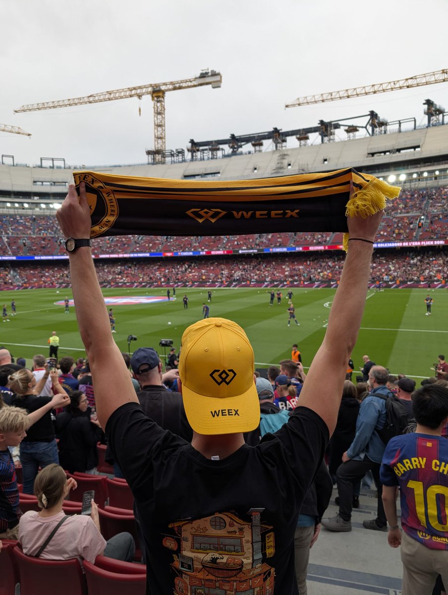 Jack18vXv's tweet photo. Vivere il derby di Barcellona dai posti VIP è un’altra storia. 😍 Grazie mille a @WEEX_Official e soprattutto @ZephyrBoy_ per questo regalo incredibile, tutto perfetto dall'inizio alla fine. Siete i numeri uno!🔥

Volete provare a vincere i biglietti anche voi? Vai sul link sotto https://t.co/VBGx7iXXtd