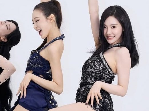 yulli hiper fat 🐠 tweet media